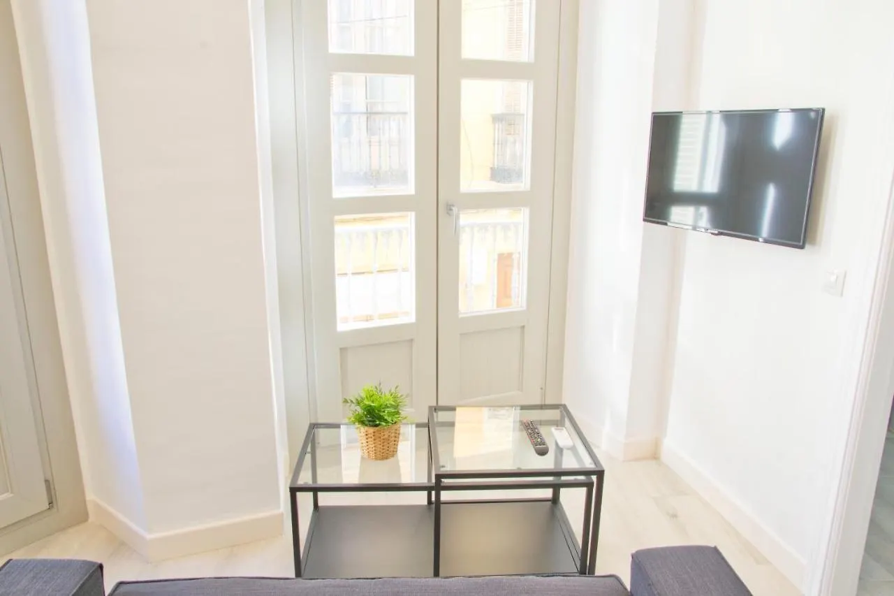 Malagaurbanrooms - Central Suites Apartment